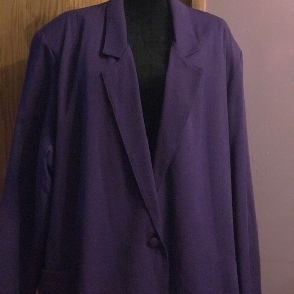 Nice, lined blazer - Picture 2 of 4